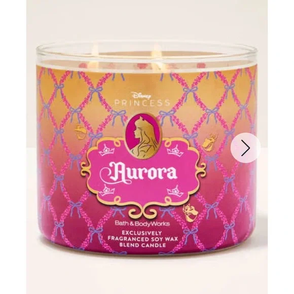 NEW Bath & Body Works Aurora Crown Pedestal Candle Holder and 3 wick Candle - Picture 7 of 8